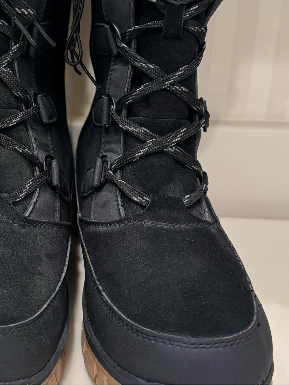 All In Motion Woman's Cecily Waterproof Winter Boots Size 9